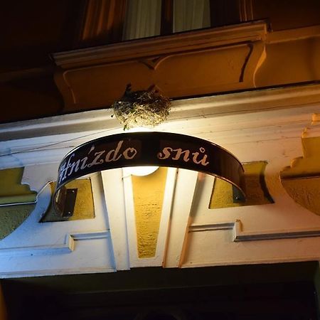 Hnizdo Snu Hotel Hradec Králové Eksteriør billede